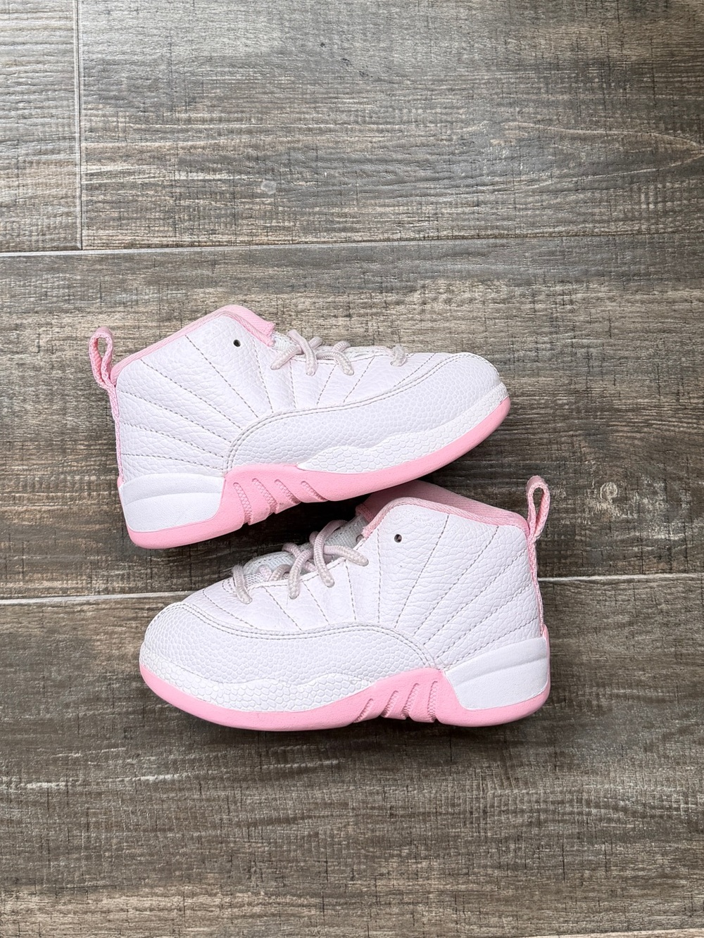 Jordan 12 retro pearl pink 8c